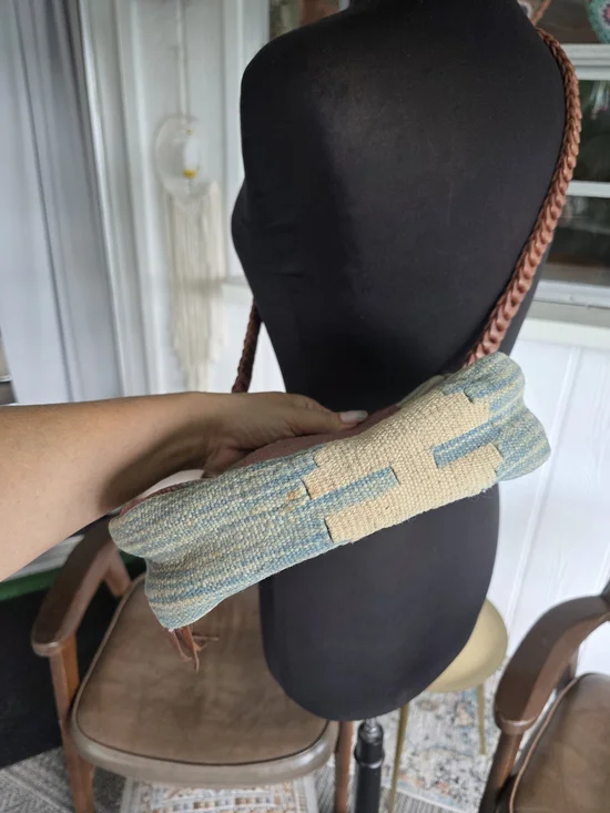 Vintage 90s Kilim Pink Multicolor Woven Crossbody Bag with Braided Brown Strap - Picture 10 of 15